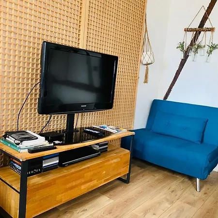 Au Calme Avec Terrasse - Hauteurs De Rouen Appartement *